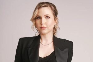 Read more about the article Taylor Tomlinson Biography: Age, Net Worth, Career, and Comedy Specials