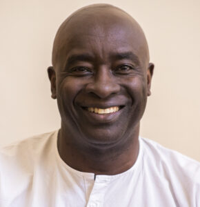 Read more about the article John Sibi-Okumu: A Kenyan Actor’s Journey Through Journalism and Hollywood